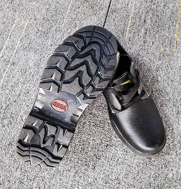 劳保鞋3.jpg